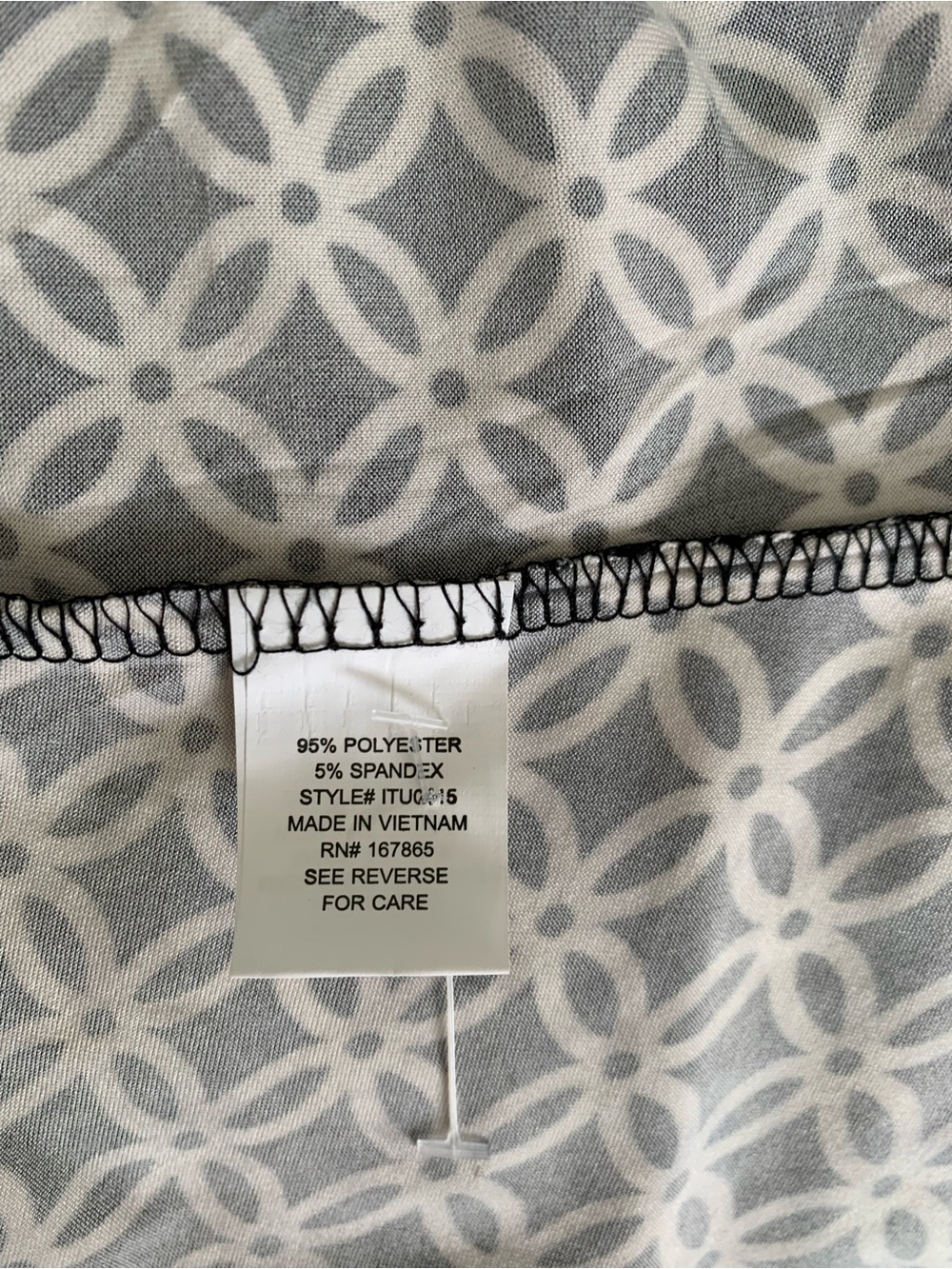 Scoop Neck Short Sleeve Geometric Print Top - Black/White - Picture 6 of 6
